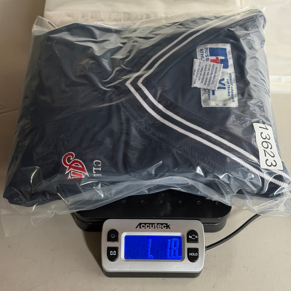 Vintage Cleveland Indians V-Neck Windbreaker XL Navy Blue MLB Russell Athletic - Picture 13 of 13